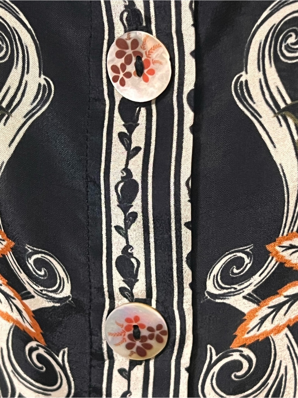 FARM Rio Anthropologie Floral Button Down Shirt Only NWT Size S Viscose - Picture 3 of 10